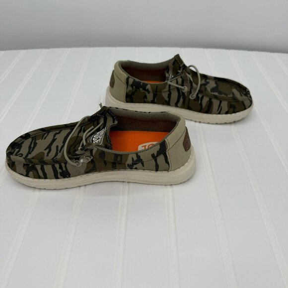 Hey Dude Youth Wally Mossy Oak Camo Shoes Size 1 YT1, EU 33, UK 1 - Picture 3 of 7